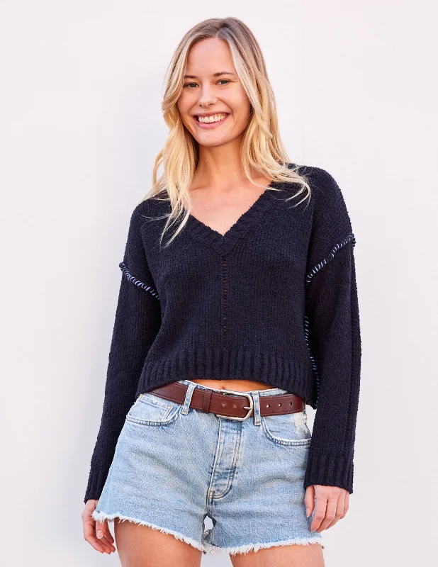 Women's Long Sleeve Turtleneck Cashmere SweatersSundry V-Neck Sweater in Deep Sea Navy Women's Long Sleeve Turtleneck Cashmere SweatersSundry V-Neck Sweater in Deep Sea Navy