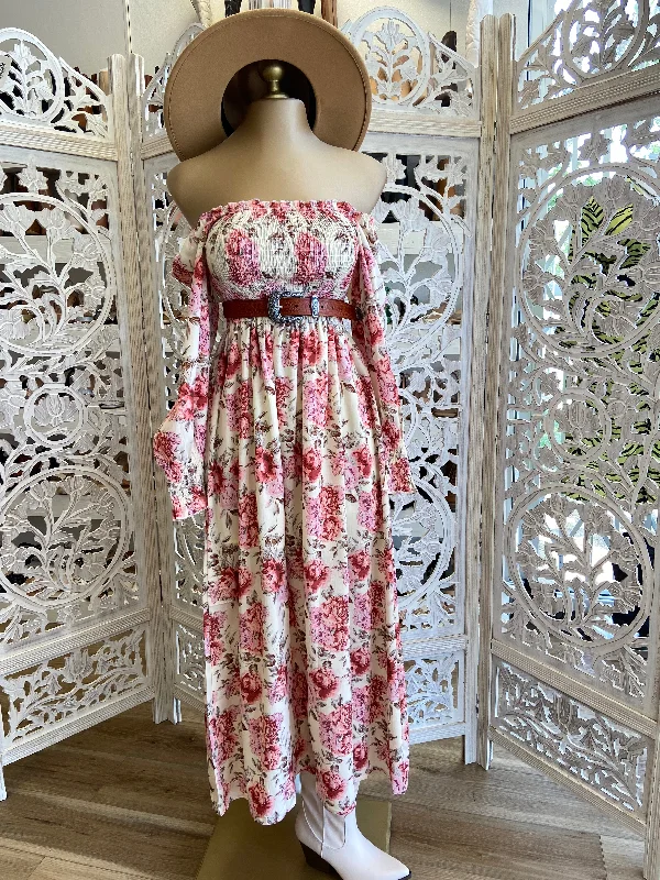 Sheath Women Dress with a Tailored Fit for a Professional LookMaxi Floral Mock Dress Sheath Women Dress with a Tailored Fit for a Professional LookMaxi Floral Mock Dress