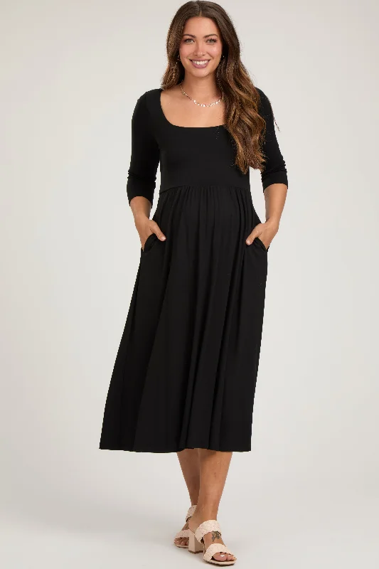 Midi dresses with bow accents for a sweet and charming lookBlack Square Neck 3/4 Sleeve Maternity Midi Dress
