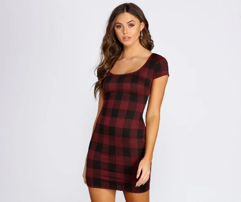 Cotton mini dresses for a comfortable everyday optionClad In Plaid Scoop Neck Mini Dress Cotton mini dresses for a comfortable everyday optionClad In Plaid Scoop Neck Mini Dress
